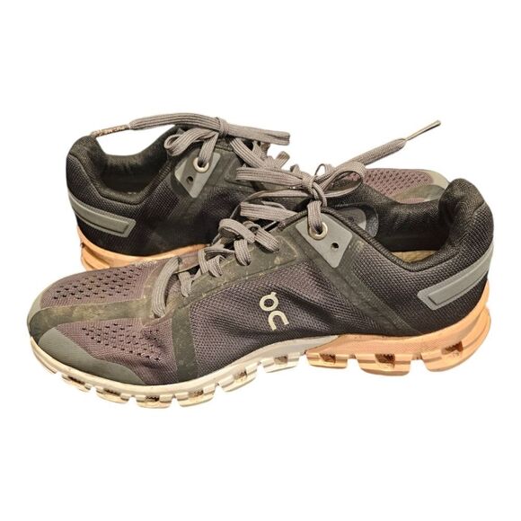 ON RUNNING CLOUD FLOW Running Shoes Rock/Rose - Size 7 - Picture 3 of 10